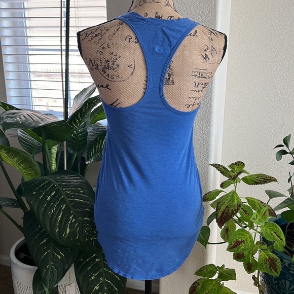 Lululemon Top. Gently used side has small rip not - Picture 13 of 15